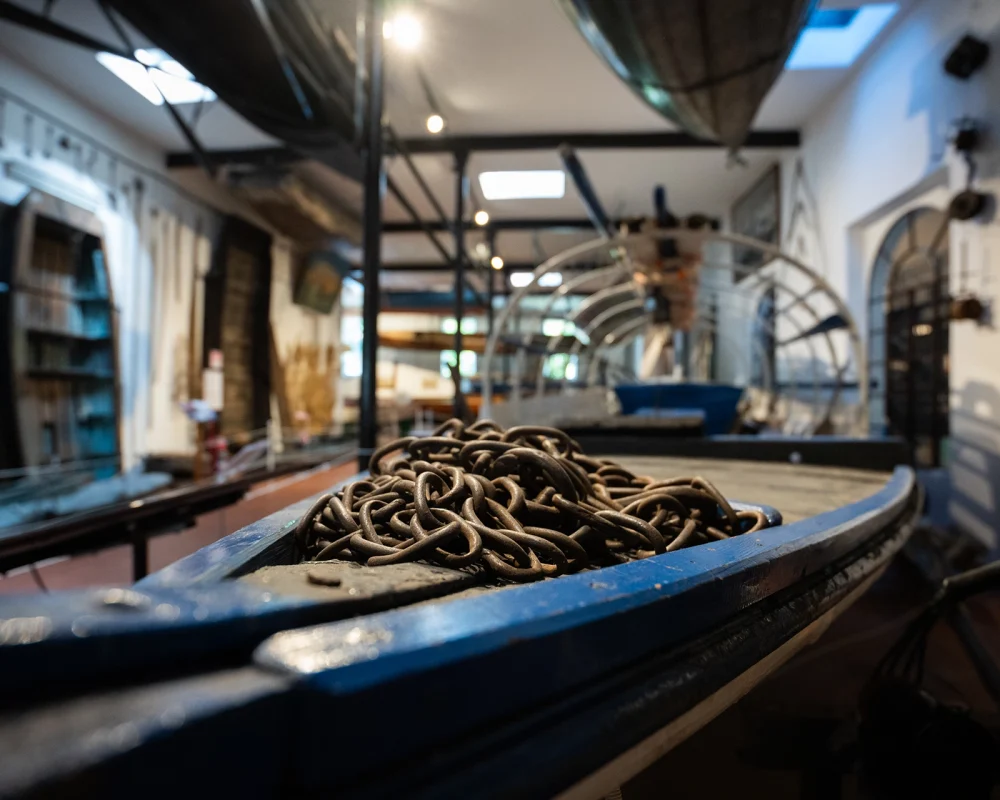 corridoio-barche-da-lavoro-04