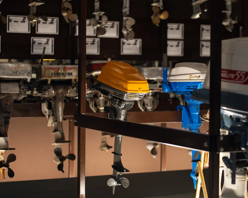 sala-motori-fuoribordo-02